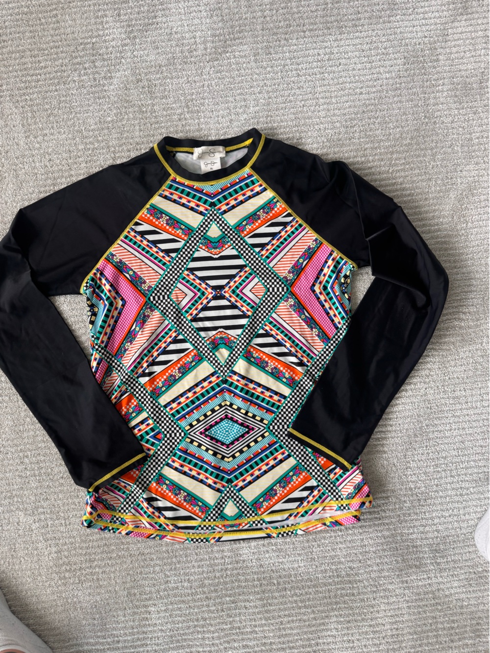 Jessica Simpson Multicolor Geometric rashguard with Black Sleeves